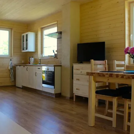 - Stajnia Bursztynowa * بوتسك