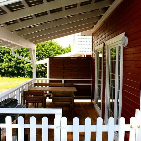 - Stajnia Bursztynowa بيت خشبي