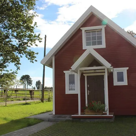 بيت خشبي - Stajnia Bursztynowa *