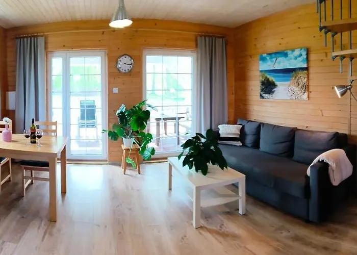 Orman Evi - Stajnia Bursztynowa